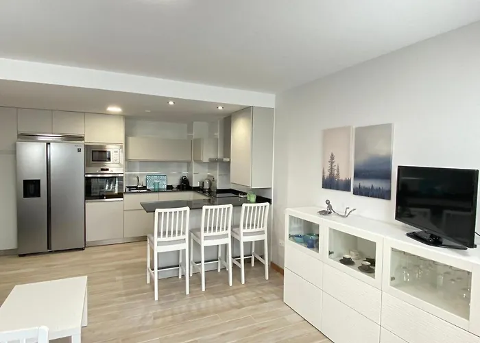 Nuevo, Accesible Y Con Piscina !!! *