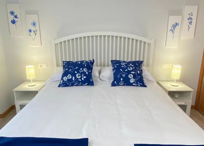 Nuevo, Accesible Y Con Piscina !!! * Salamanca