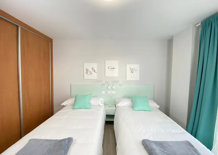 Apartament Nuevo, Accesible Y Con Piscina !!! *