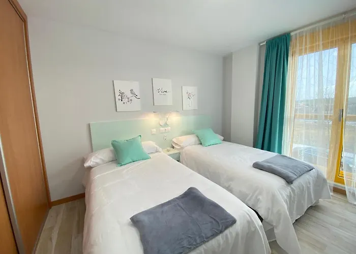 Nuevo, Accesible Y Con Piscina !!! Salamanka