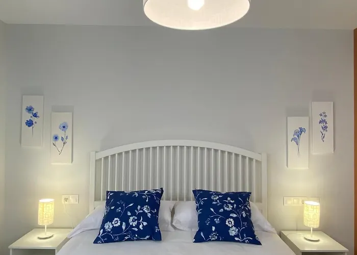 Nuevo, Accesible Y Con Piscina !!! * Salamanka